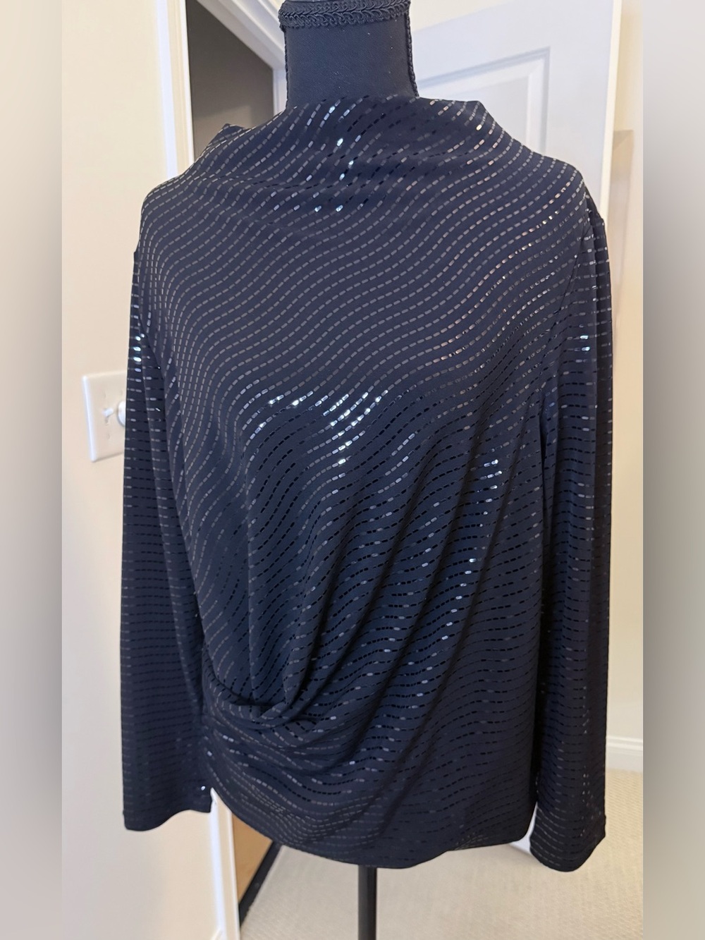 Clara Sun Woo Black Sequin-Striped top